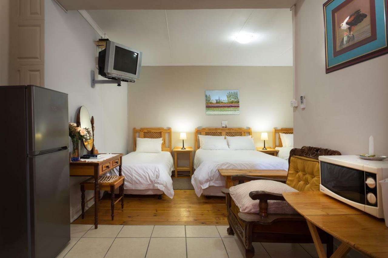 La La Dathel Guesthouse Colesberg Esterno foto
