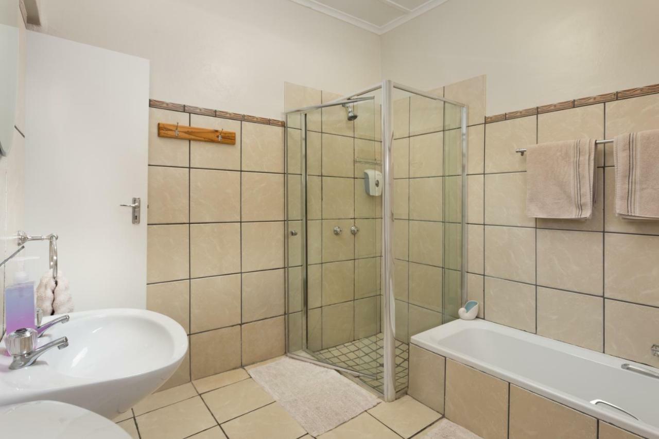 La La Dathel Guesthouse Colesberg Esterno foto